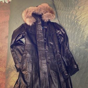 TopGunFashion Women’s Leather Coat::color Black